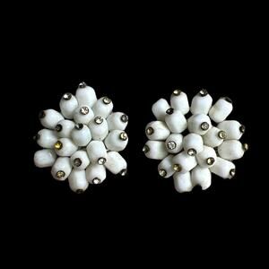 Mid Century Castlecliff White Vintage Beaded Clip On Earrings 50s Pinup Style